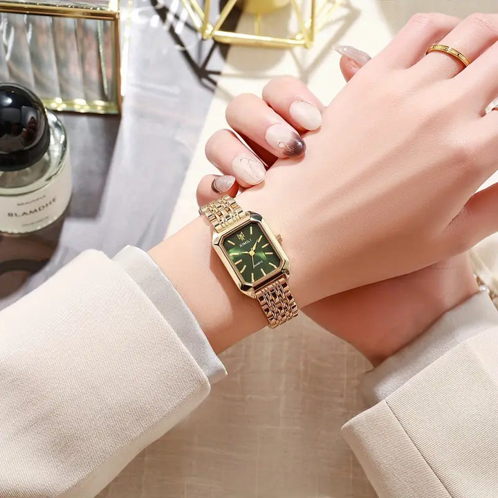 Sabrina - Watch (Gold)