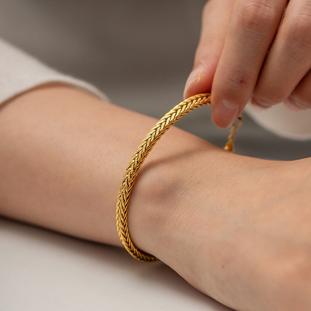 Katharina – Gold Bracelet
