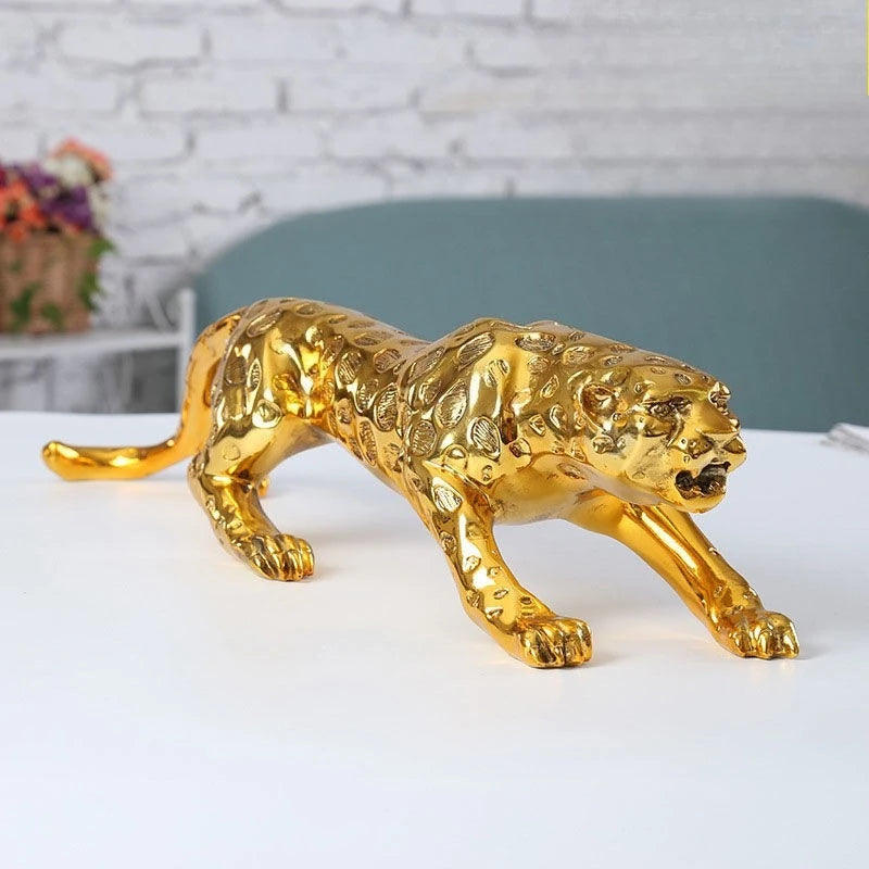 Panthera Grace Sculpture