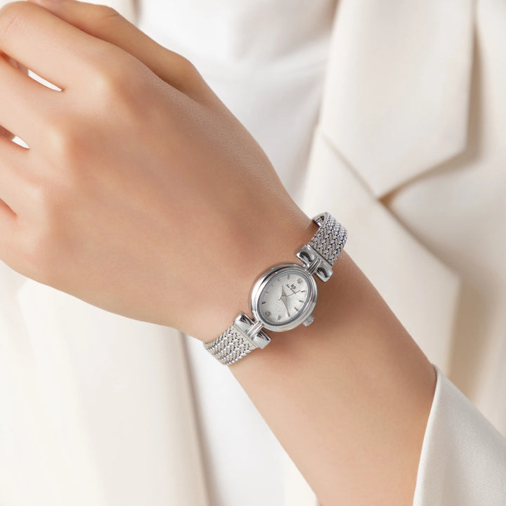 Selina – Oval Gold Watch