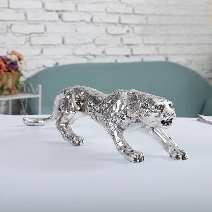 Panthera Grace Sculpture