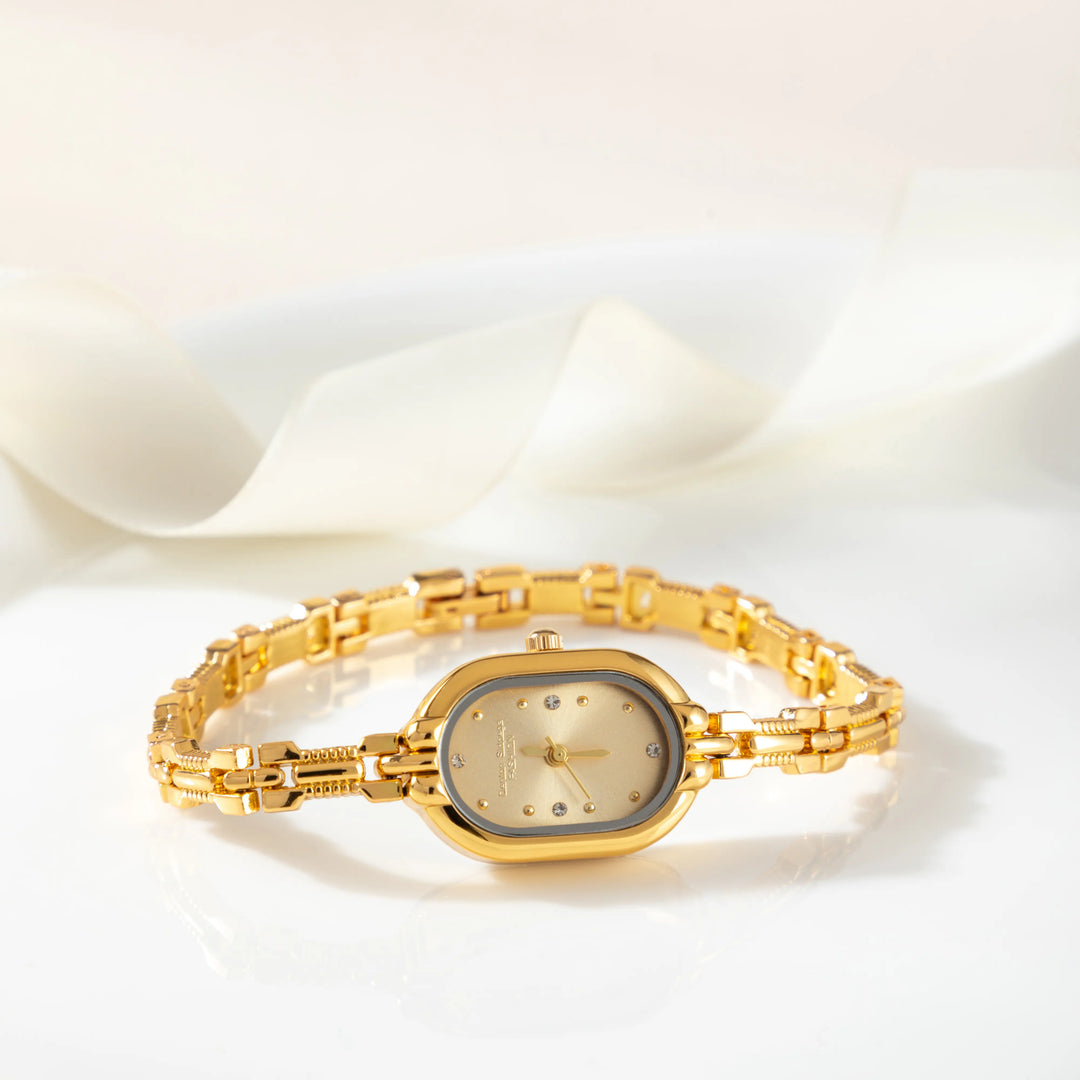 Viktoria – Gold Oval Watch