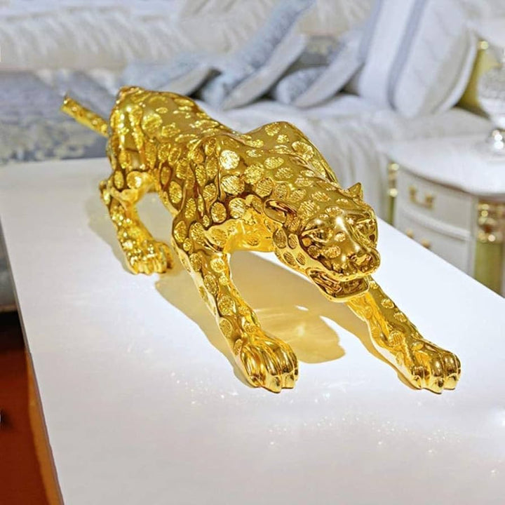 Panthera Grace Sculpture