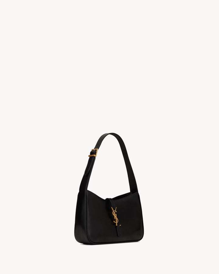 Saint Laurent LE 5 À 7