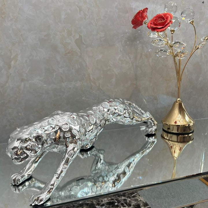 Panthera Grace Sculpture