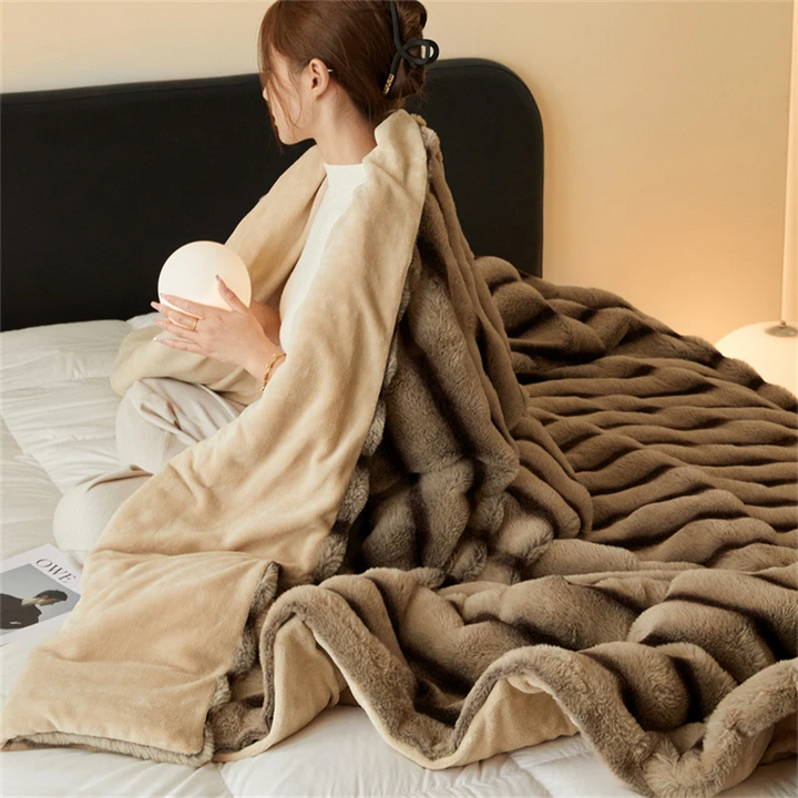 Bellagio Faux Fur Blanket