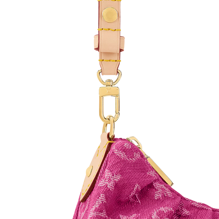 LV Pochette Valley